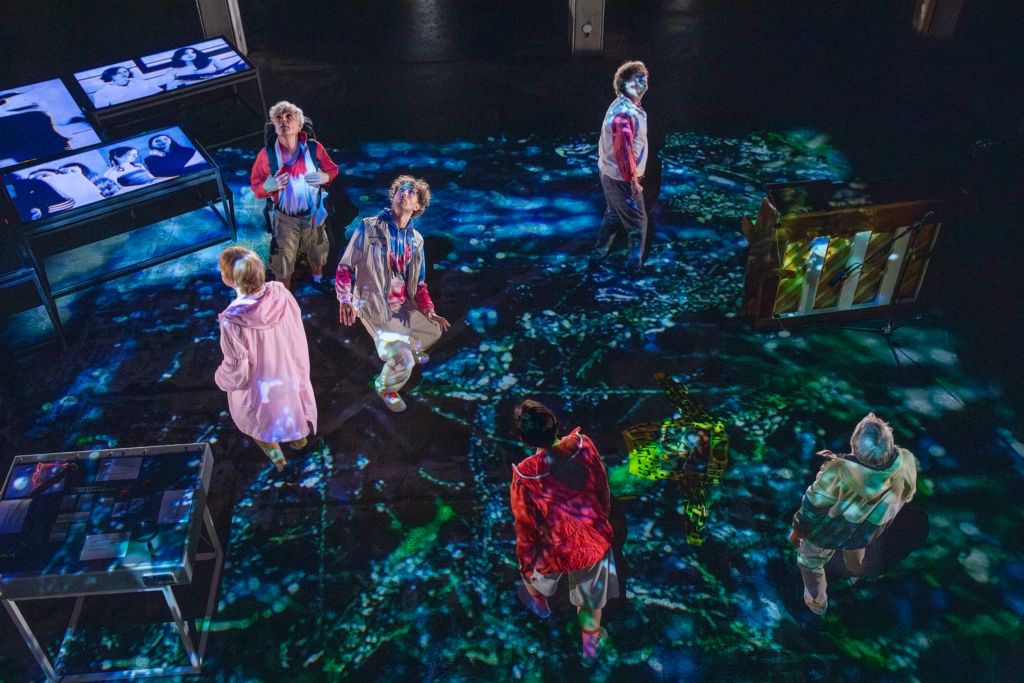 Eine musiktheatrale Pilgerreise mit Neukompositionen von Michael Wertmüller eigens für unsere Orgel – mit dieser frei begehbaren Inszenierung stellen wir uns der Frage nach der Existenz Gottes.